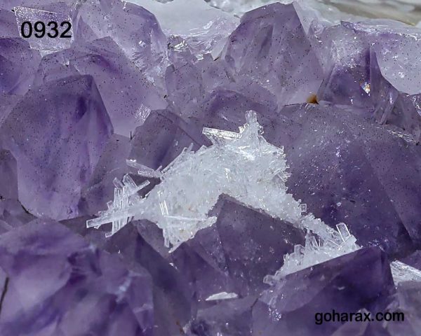 سنگ زینتی آمیتیست