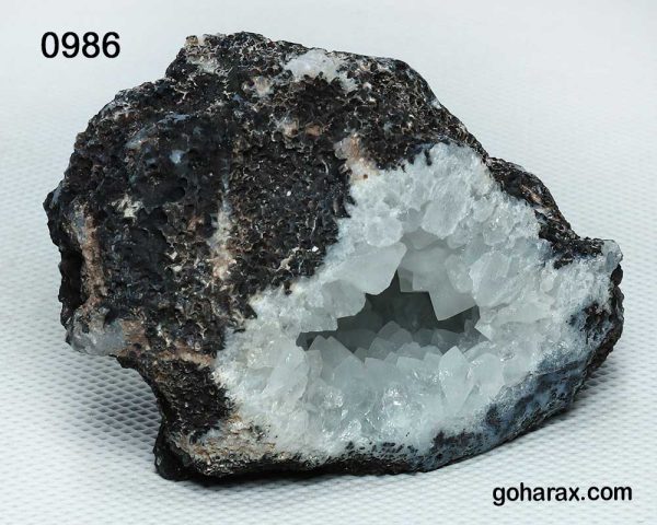 سنگ زینتی ژئود کوارتز