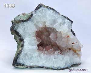 سنگ زینتی کلاستر کوارتز