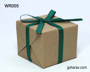 کادوپیچی با کاغذ کرافت و روبان سبز تیره