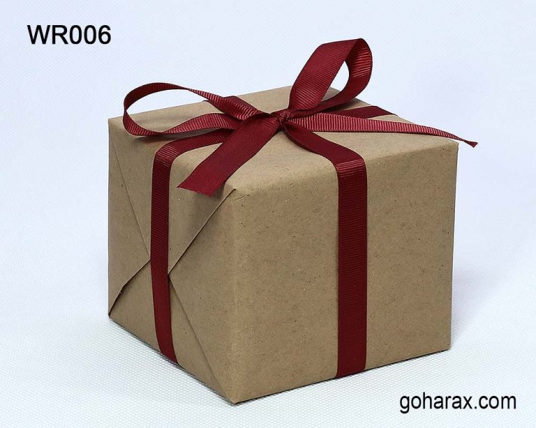 کادوپیچی با کاغذ کرافت و روبان زرشکی
