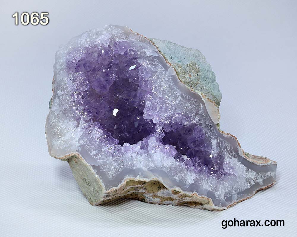 1065a سنگ زینتی آمیتیست