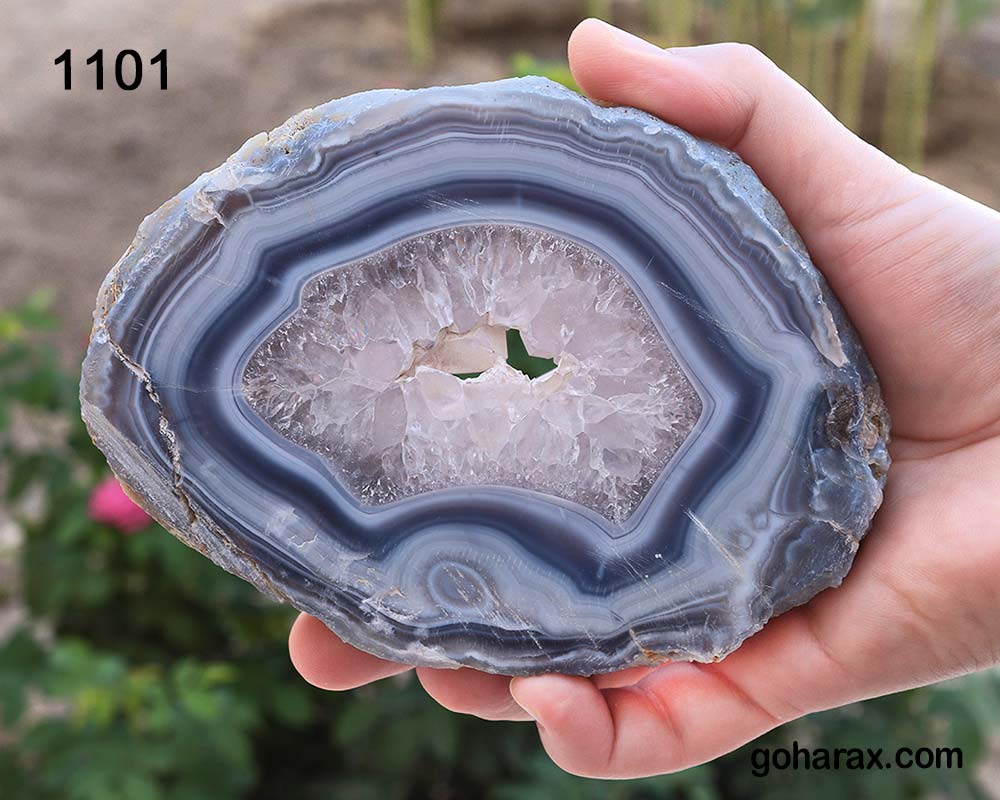 1101b سنگ زینتی عقیق با رشد کریستال کوارتز