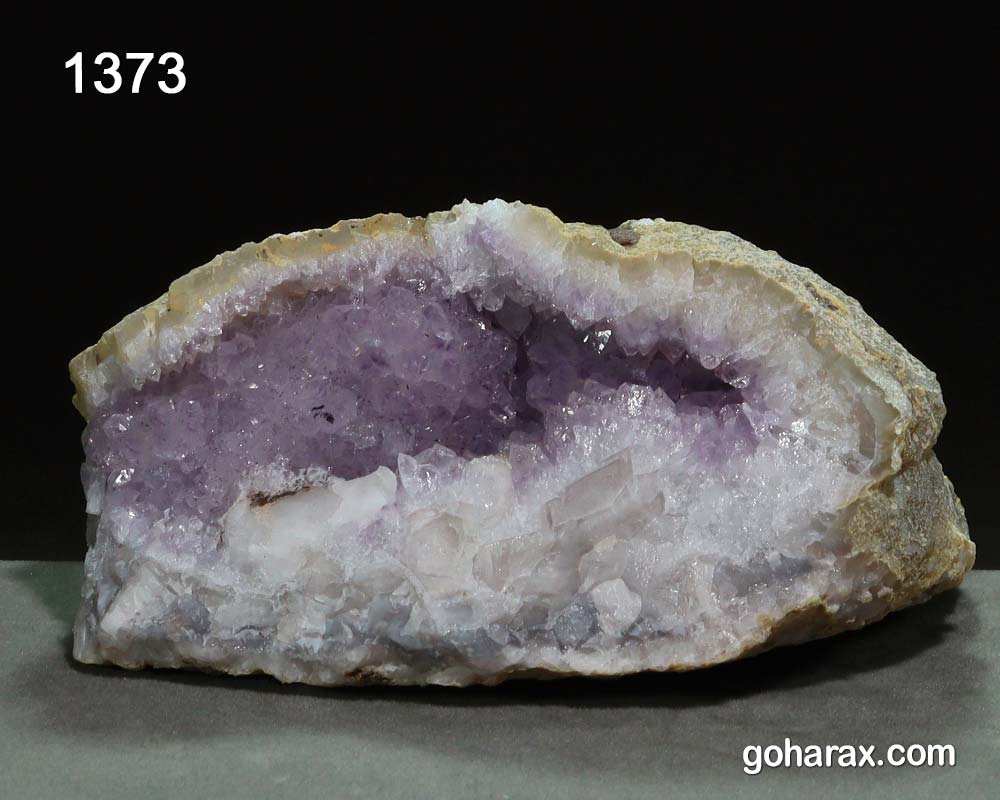 1373a سنگ زینتی ژئود آمیتیست