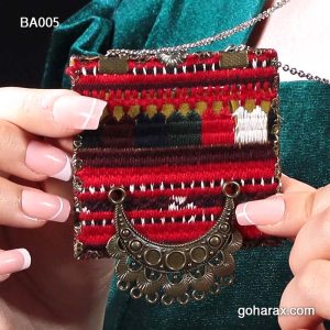 گردن بند رو مانتویی سوزن دوزی دست ساز بلوچی